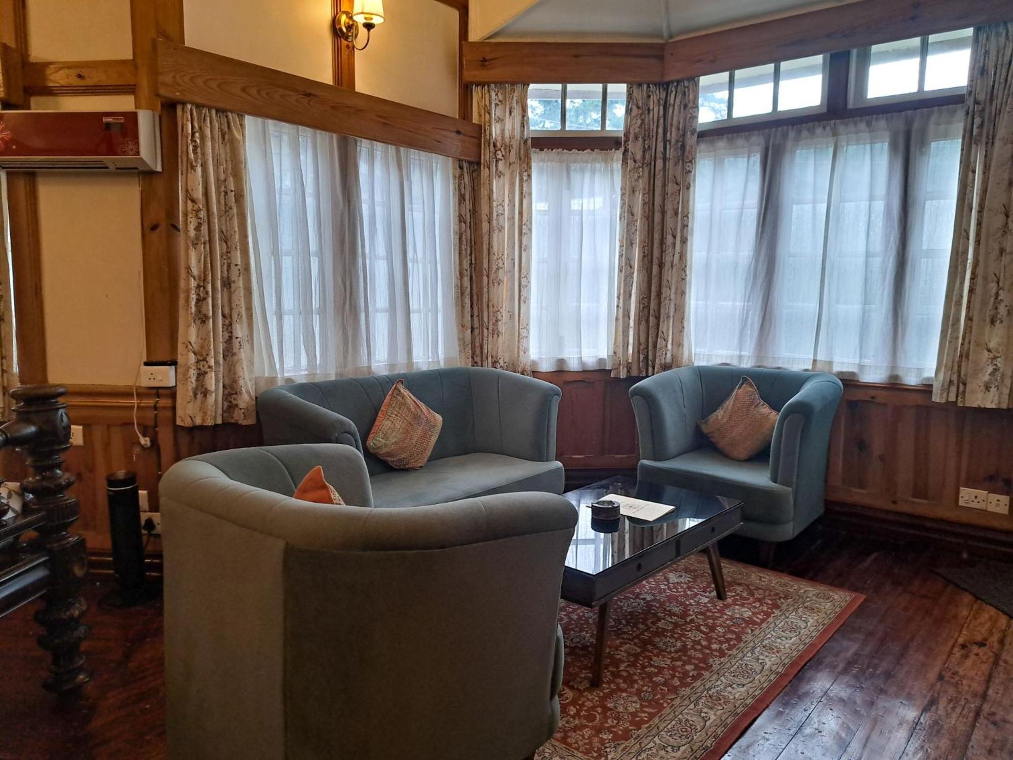 The Heritage Club - Tripura Castle Hotel And Spa Shillong Kültér fotó